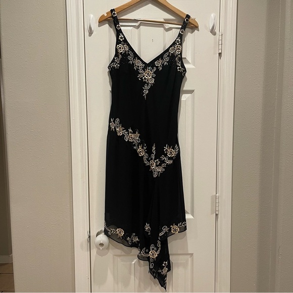 Vintage R&M Richards Black Floral Handkerchief Hem Dress 14P Y2K Fairy Flapper - Picture 2 of 11